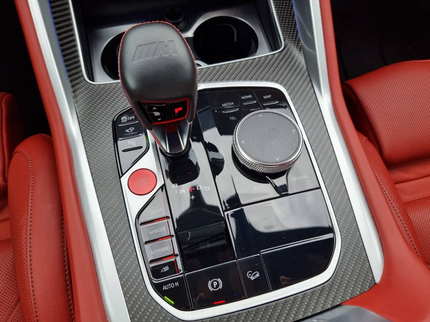 BMW XM 4.4i Plugin Hybrid V8 xDrive 653hp