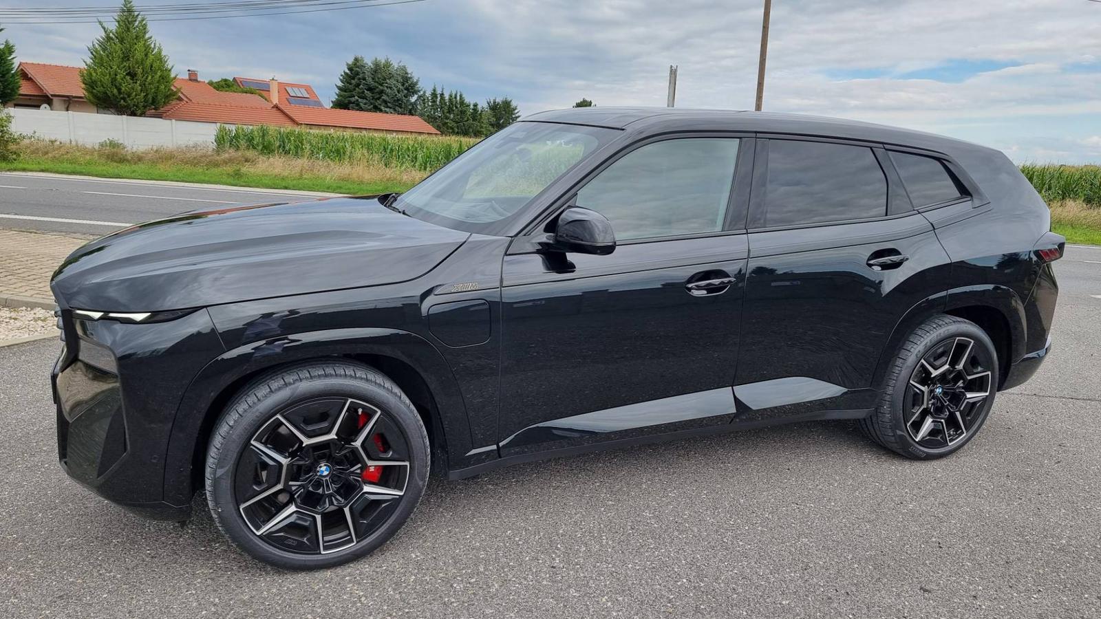 BMW XM 4.4i Plugin Hybrid V8 xDrive 653hp