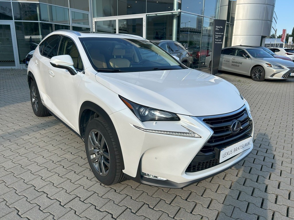 Lexus NX NX 300h EXECUTIVE PLUS SAFETY