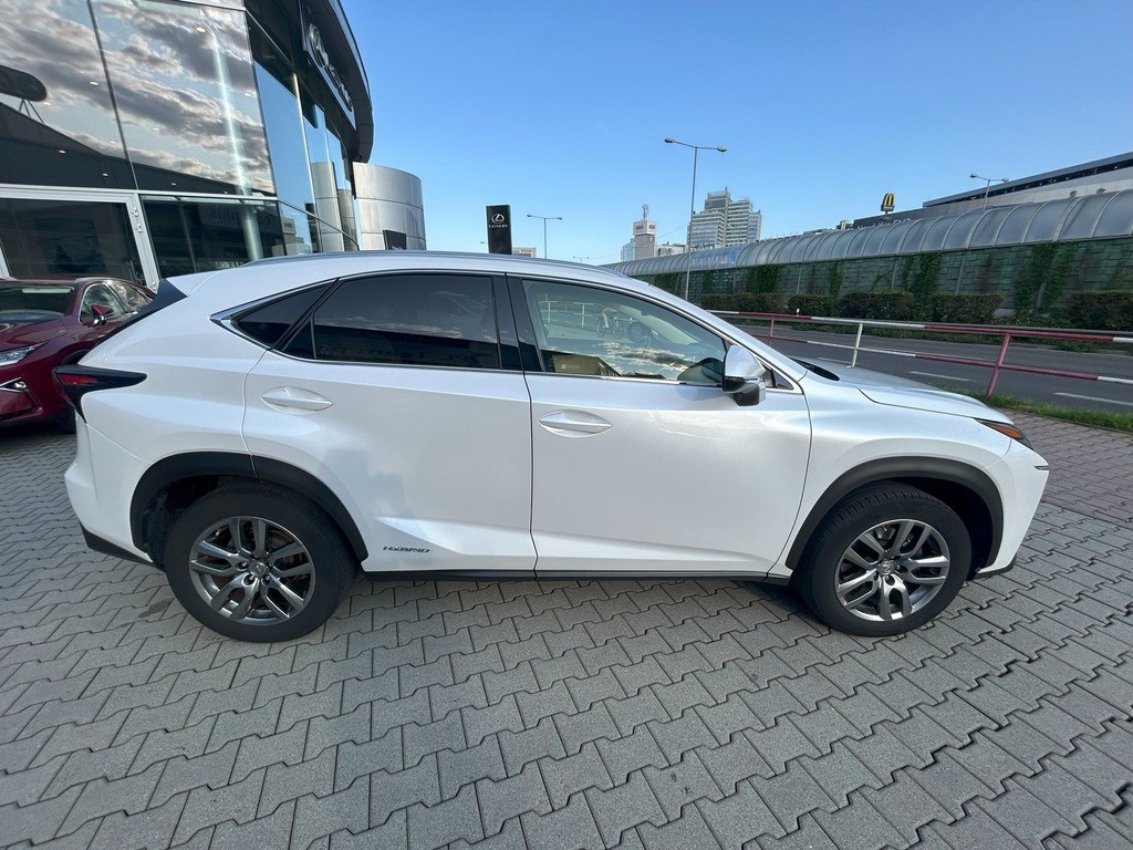 Lexus NX NX 300h EXECUTIVE PLUS SAFETY