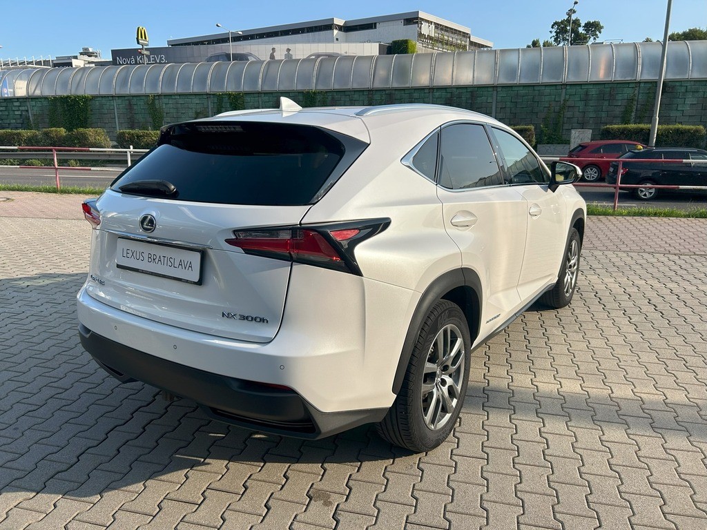 Lexus NX NX 300h EXECUTIVE PLUS SAFETY