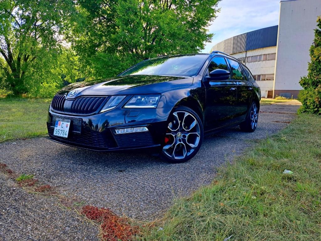 Škoda Octavia Combi 2.0 TDI RS