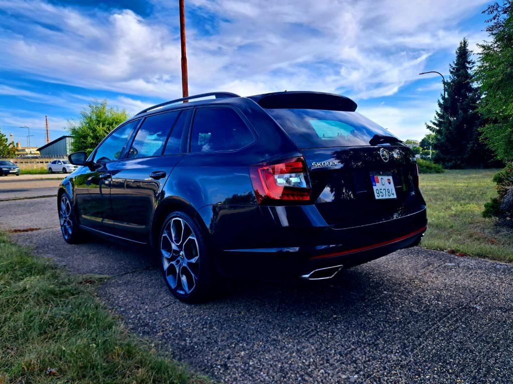 Škoda Octavia Combi 2.0 TDI RS