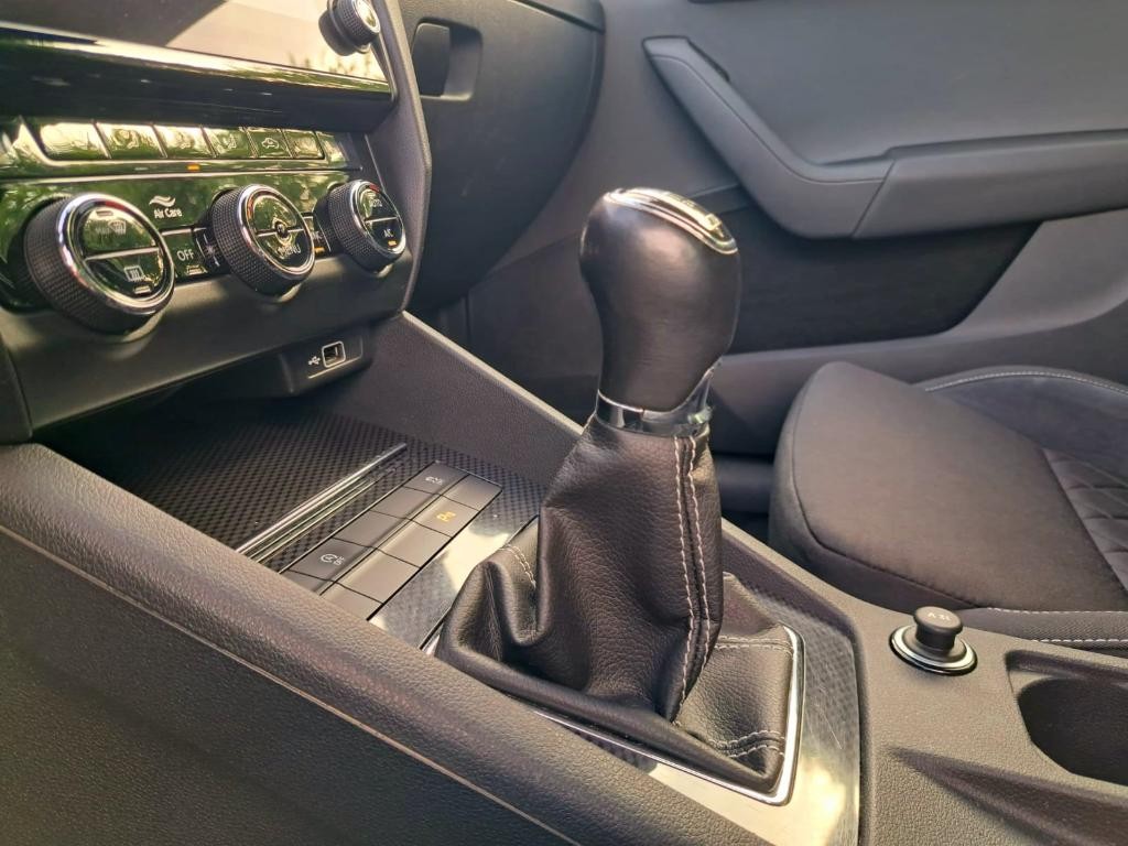 Škoda Octavia Combi 2.0 TDI RS