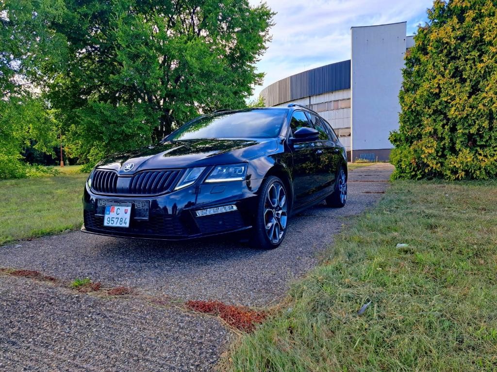 Škoda Octavia Combi 2.0 TDI RS