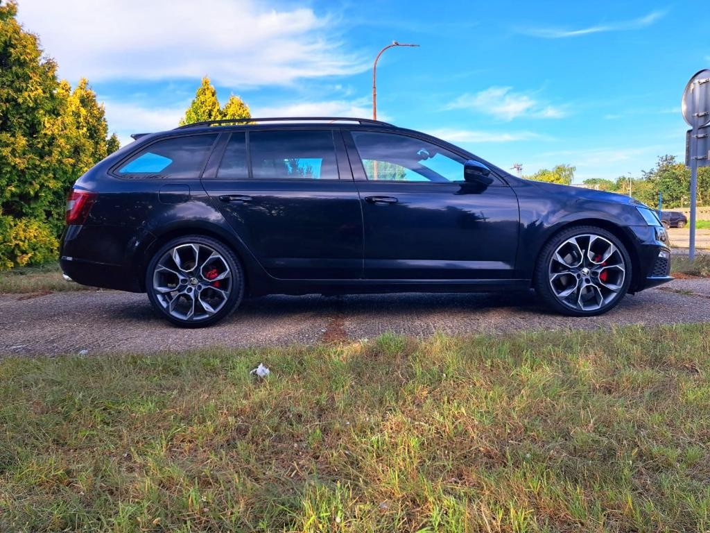 Škoda Octavia Combi 2.0 TDI RS