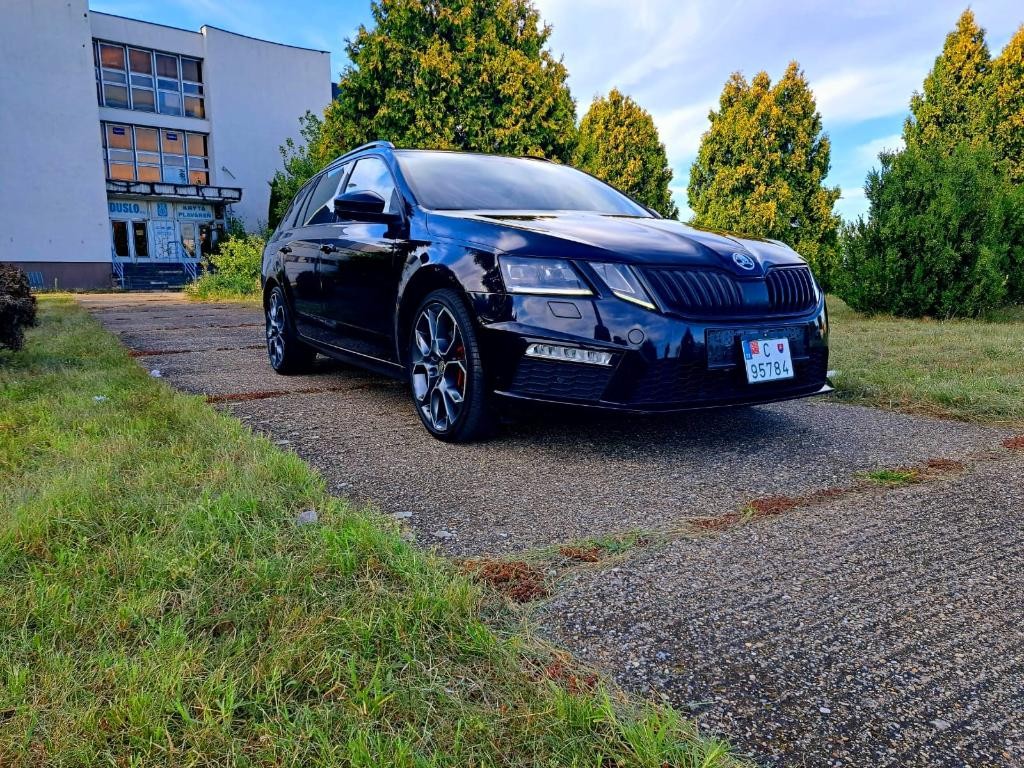 Škoda Octavia Combi 2.0 TDI RS
