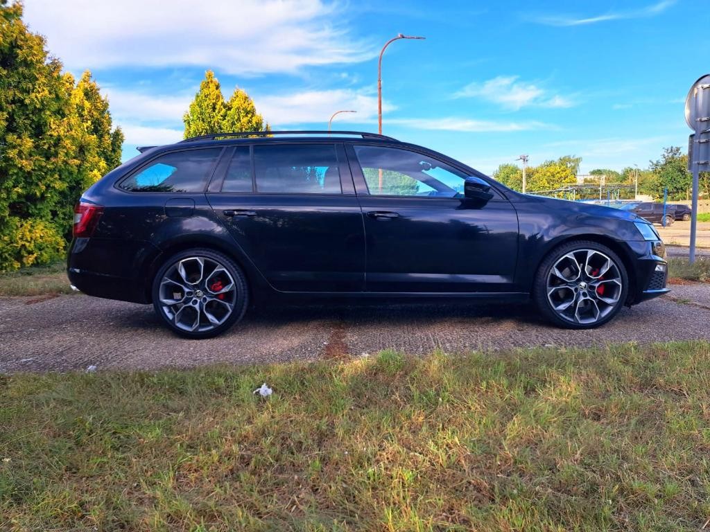 Škoda Octavia Combi 2.0 TDI RS