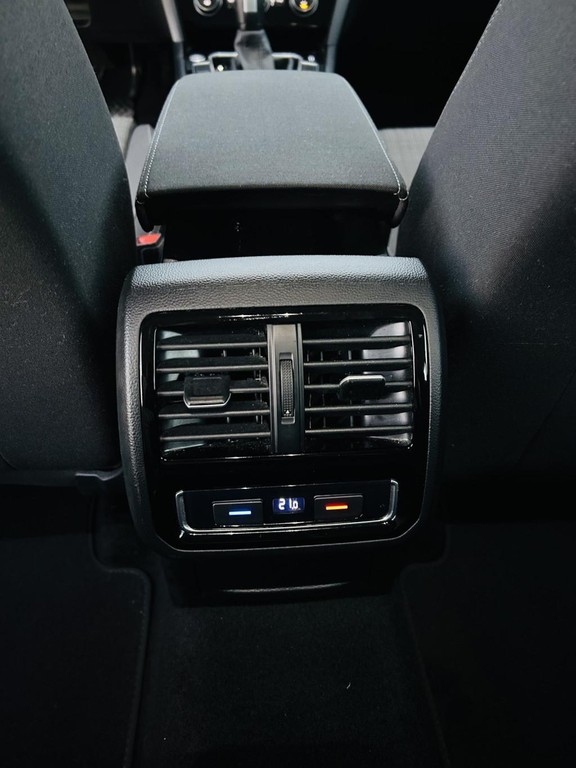 Volkswagen Passat Variant 2.0 TDI EVO Business DSG