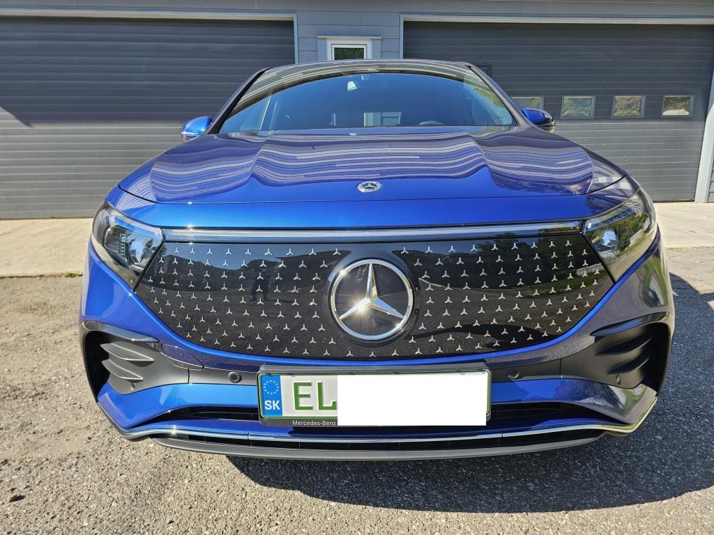 Mercedes EQA Mercedes-Benz EQA 300 4MATIC AMG