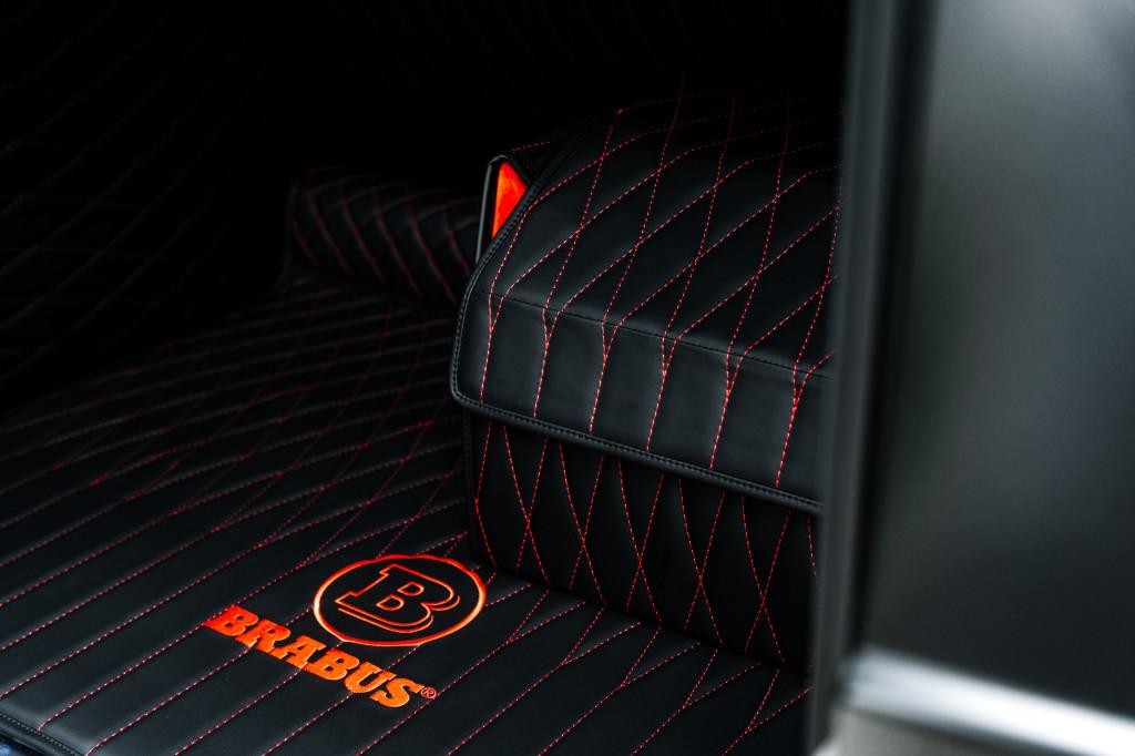 Mercedes G trieda MERCEDES G63 AMG 700 BRABUS 515kW (700PS)