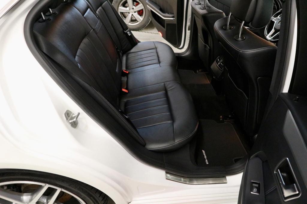 Mercedes E trieda 300 Avantgarde 4matic