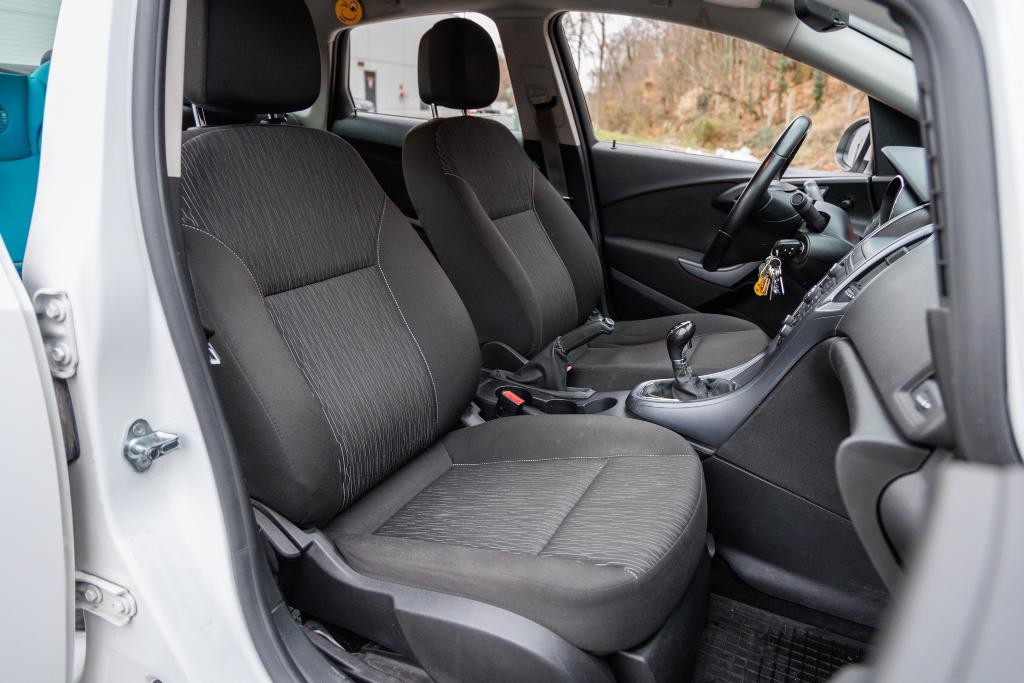 Opel Astra Sedan 103kw Sekvenčná