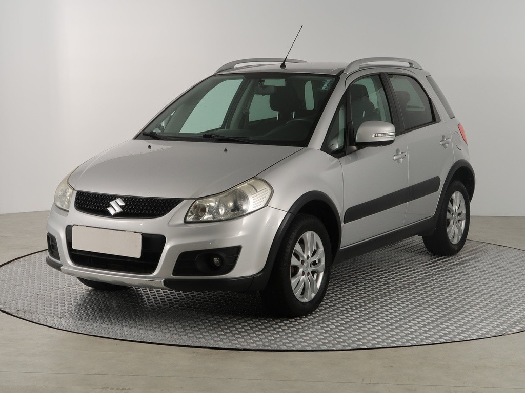 Suzuki SX4 GL 1.6 VVT Navigácia, Park. senzory