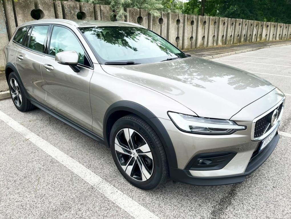 Volvo V60 Cross Country AWD A/T 8st. 2.0l 145K 99tis.km