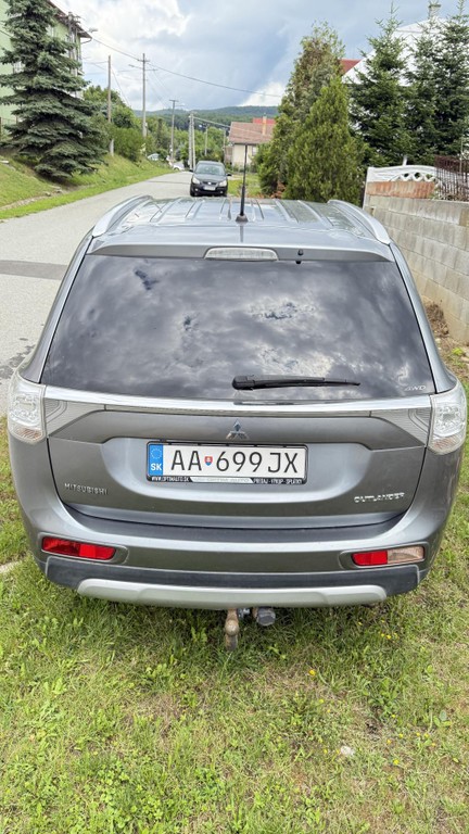 Mitsubishi Outlander 2.2 DI-D Instyle A/T