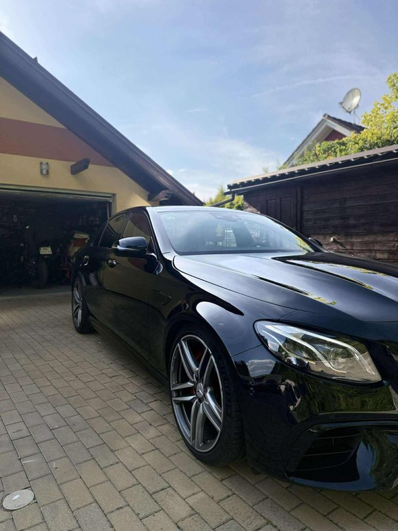 Mercedes E trieda Mercedes-AMG E 63 S 4MATIC+ A/T