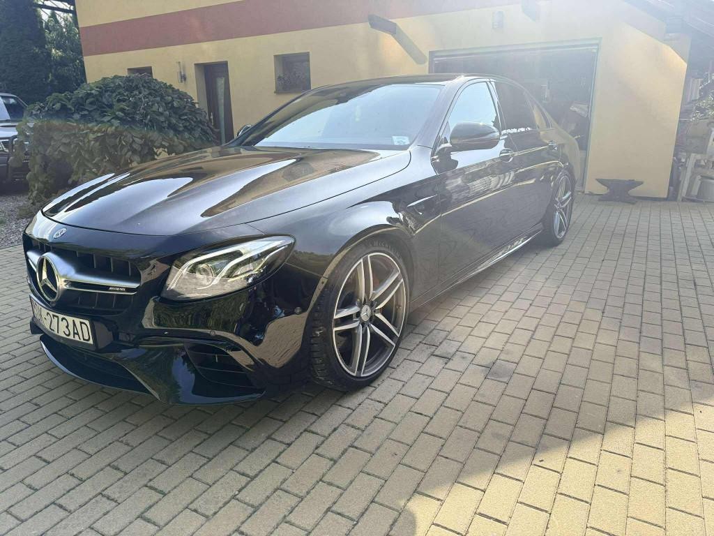 Mercedes E trieda Mercedes-AMG E 63 S 4MATIC+ A/T