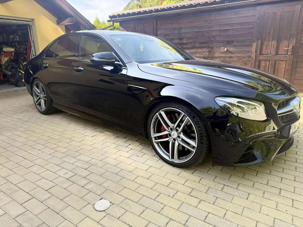 Mercedes E trieda Mercedes-AMG E 63 S 4MATIC+ A/T
