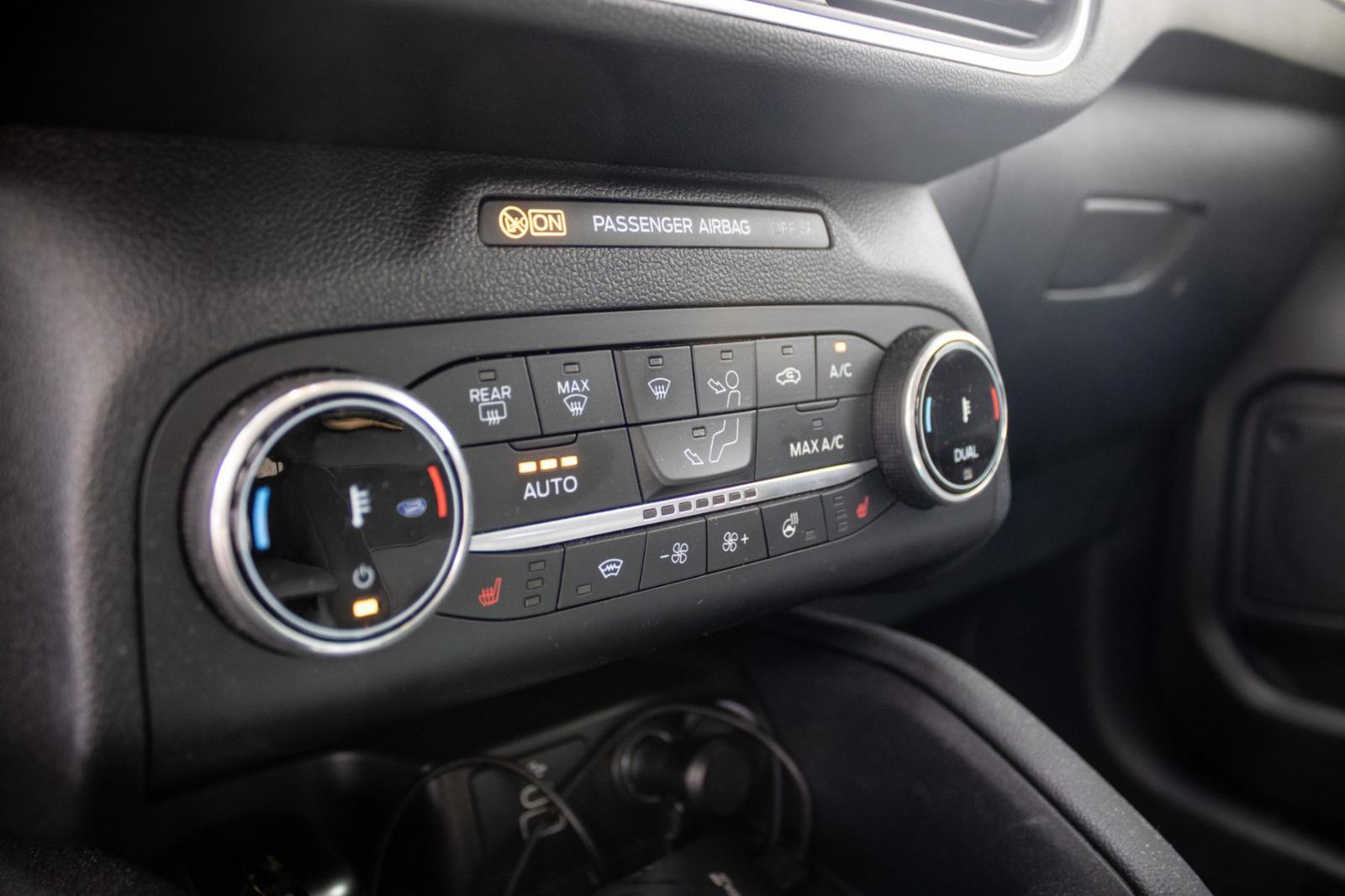 Ford Kuga Hybrid 4x4