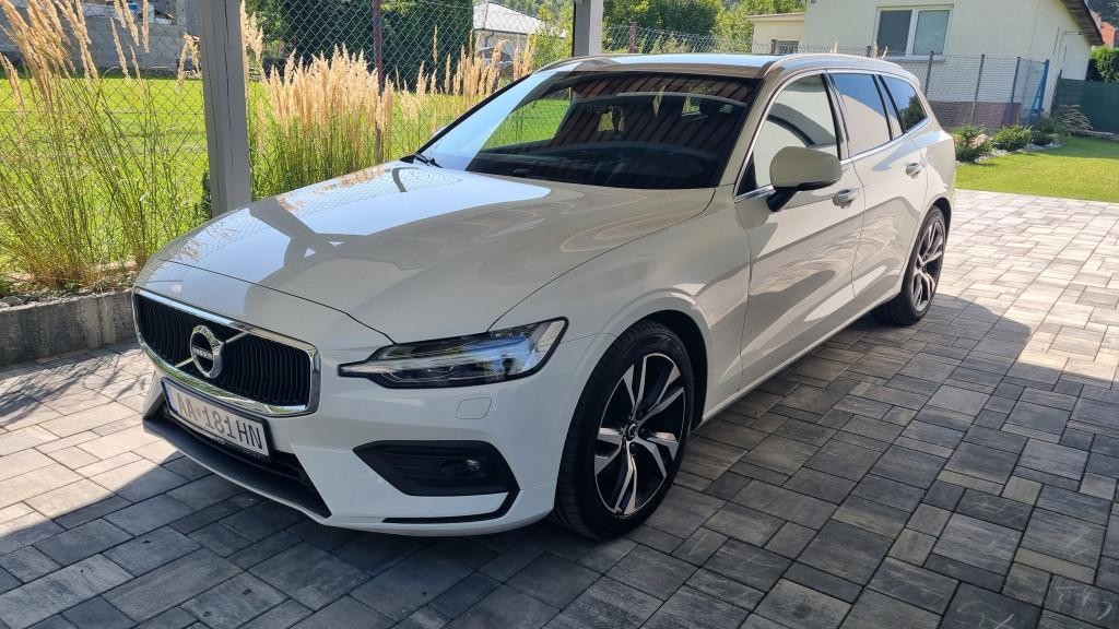 Volvo V60 B4 (D) Momentum Pro AT8