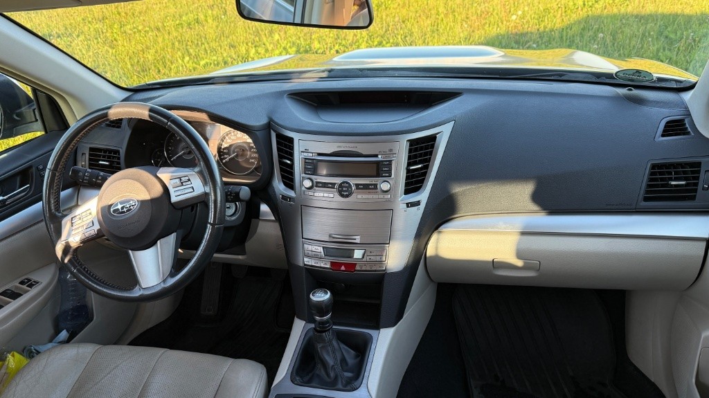Subaru Legacy Outback 2.0 diesel 110kW, 2010