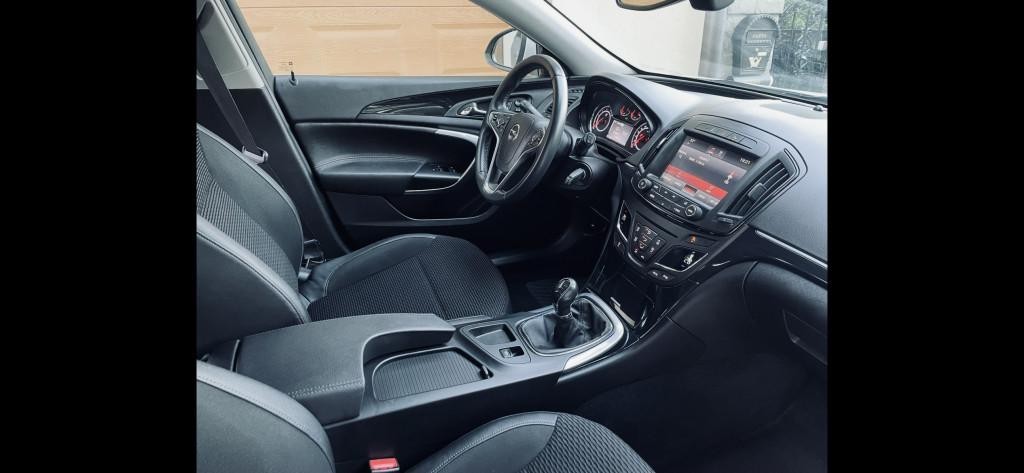 Opel Insignia ST 2.0 CDTI 130k