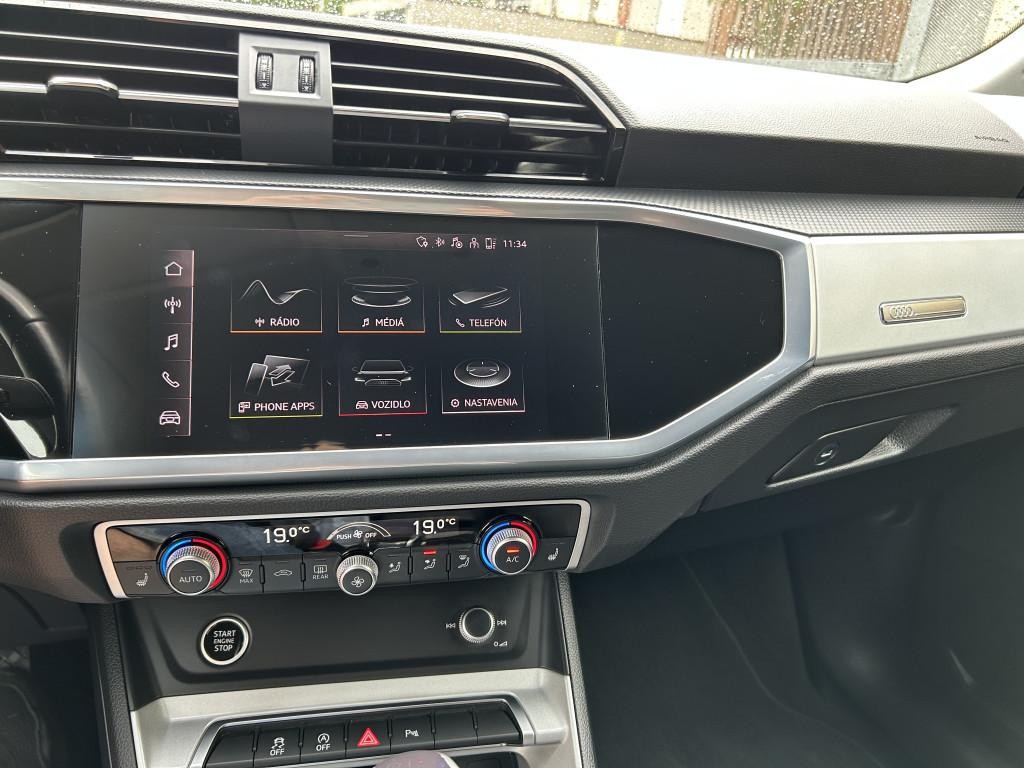 Audi Q3 35 1.5 TFSI SR.1.majite.