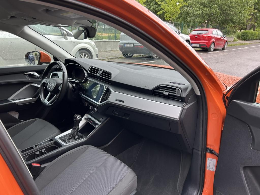 Audi Q3 35 1.5 TFSI SR.1.majite.