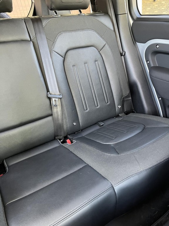 Land Rover Defender SUV 177kw Automat