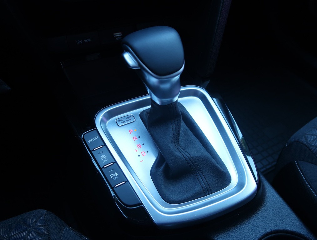 Kia Ceed Comfort 1.6 CRDi automat, nízke km