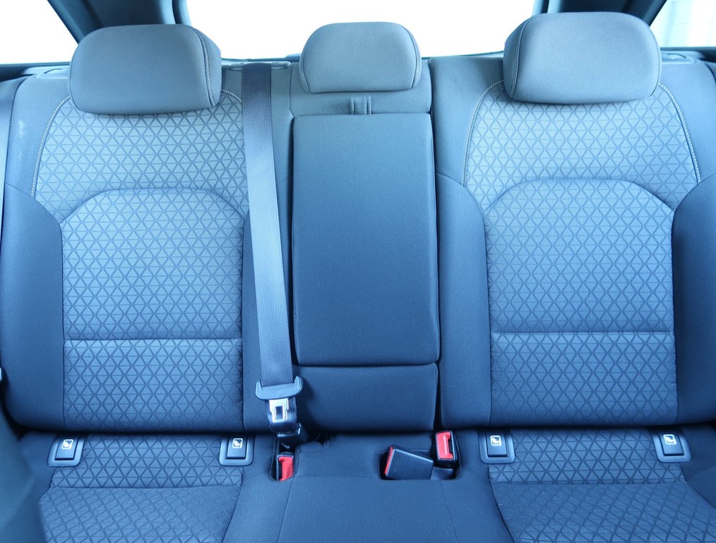 Kia Ceed Comfort 1.6 CRDi automat, nízke km