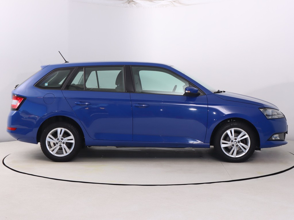Skoda Fabia 1.0 TSI Serv.kniha, Park. senzory