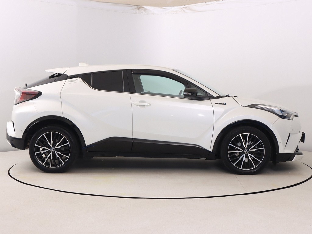 Toyota C-HR 1.8 Hybrid hybrid, automat