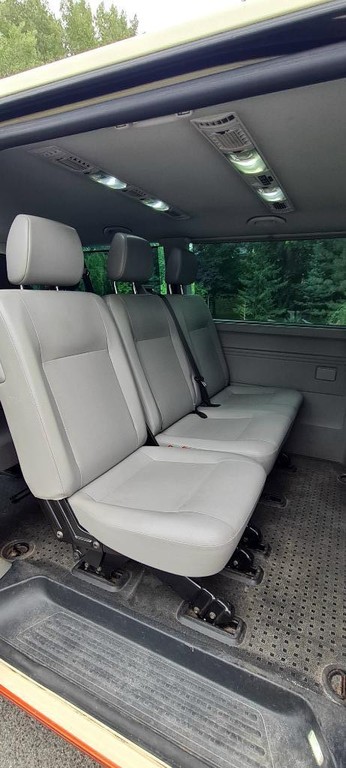 Volkswagen T5 Caravelle 2.0 TDI KR Comfortline long version