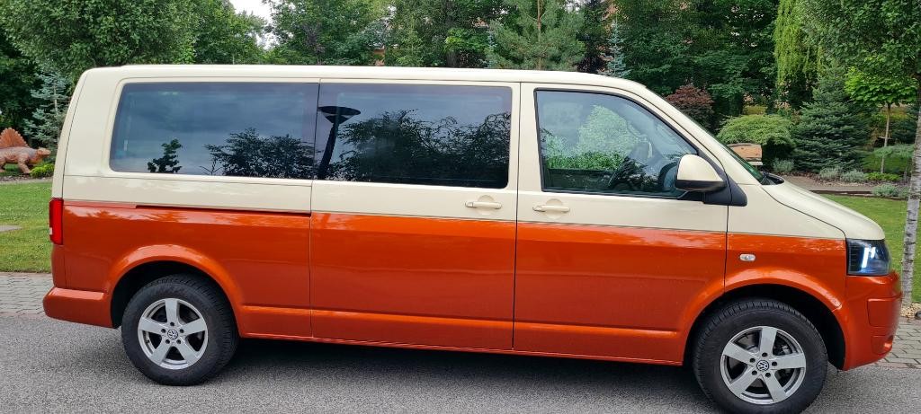 Volkswagen T5 Caravelle 2.0 TDI KR Comfortline long version