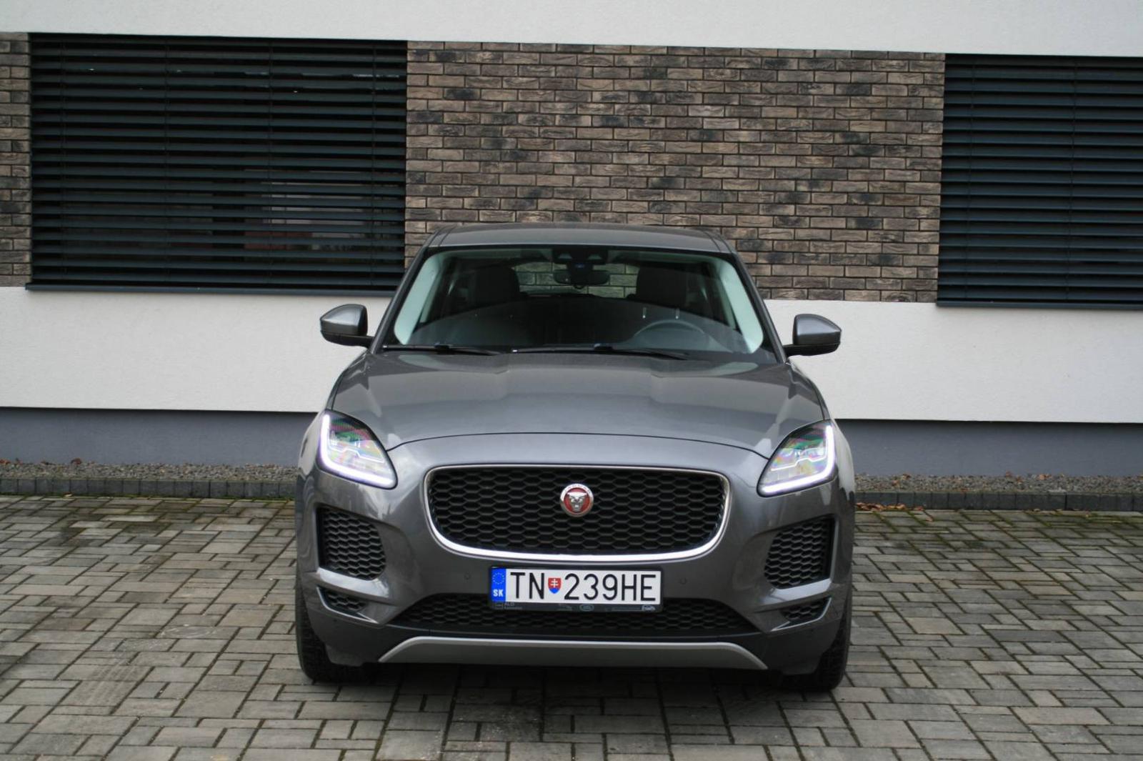 Jaguar E-Pace 2.0 I4 R-Dynamic Base AWD A/T
