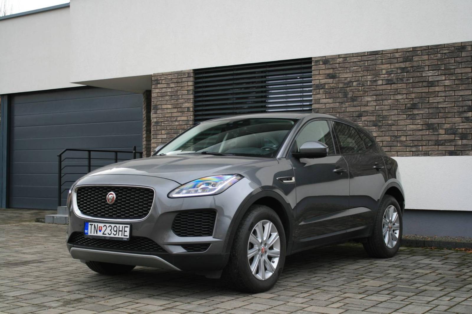 Jaguar E-Pace 2.0 I4 R-Dynamic Base AWD A/T