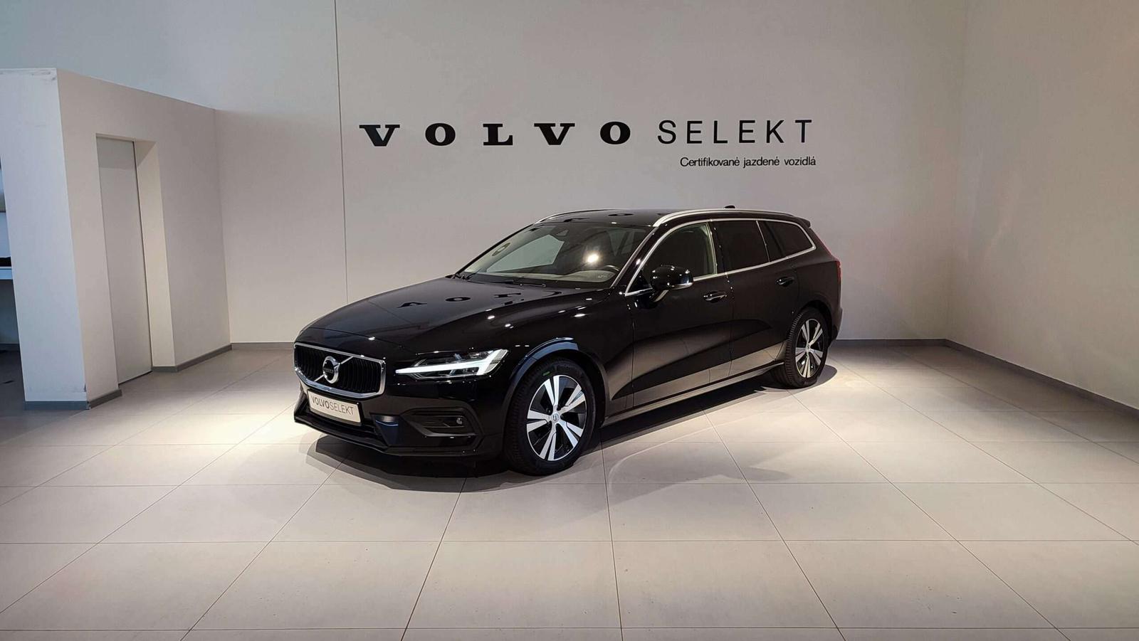 Volvo V60 B4(P) 197PS AT8 Momentum Pro