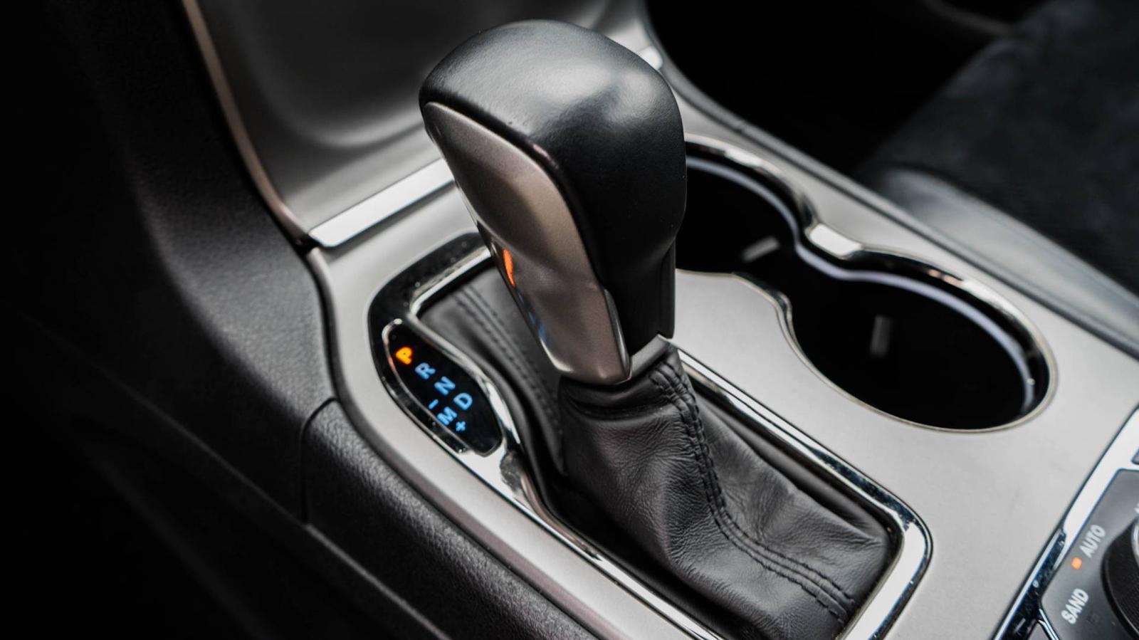 Jeep Grand Cherokee 3.0L V6 CRD S-Model A/T