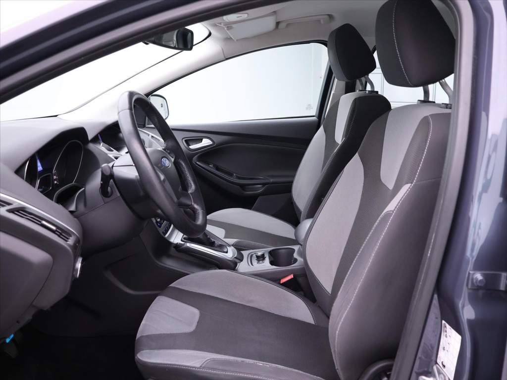 Ford Focus Combi 1.6 i Champion Edition
