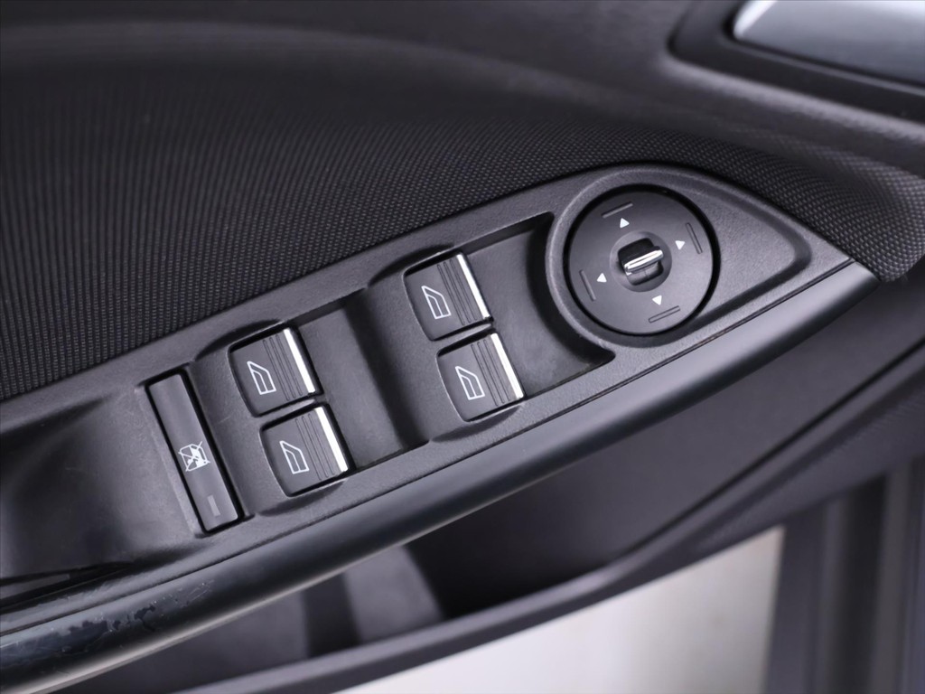 Ford Focus Combi 1.6 i Champion Edition