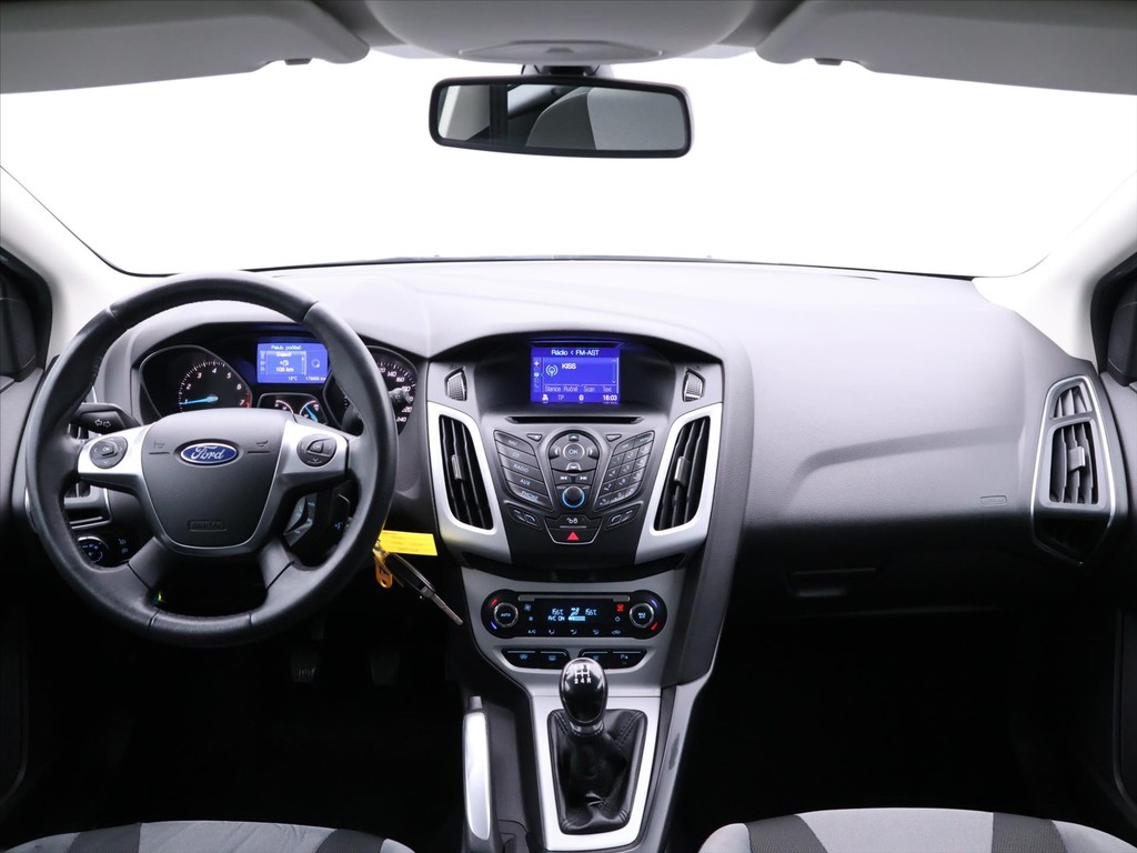 Ford Focus Combi 1.6 i Champion Edition