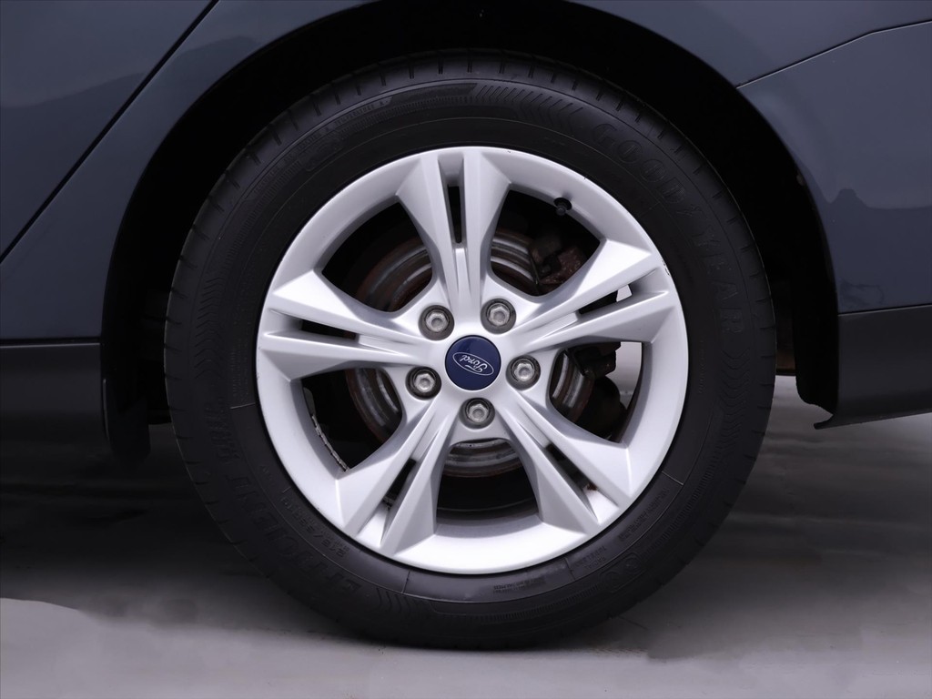 Ford Focus Combi 1.6 i Champion Edition
