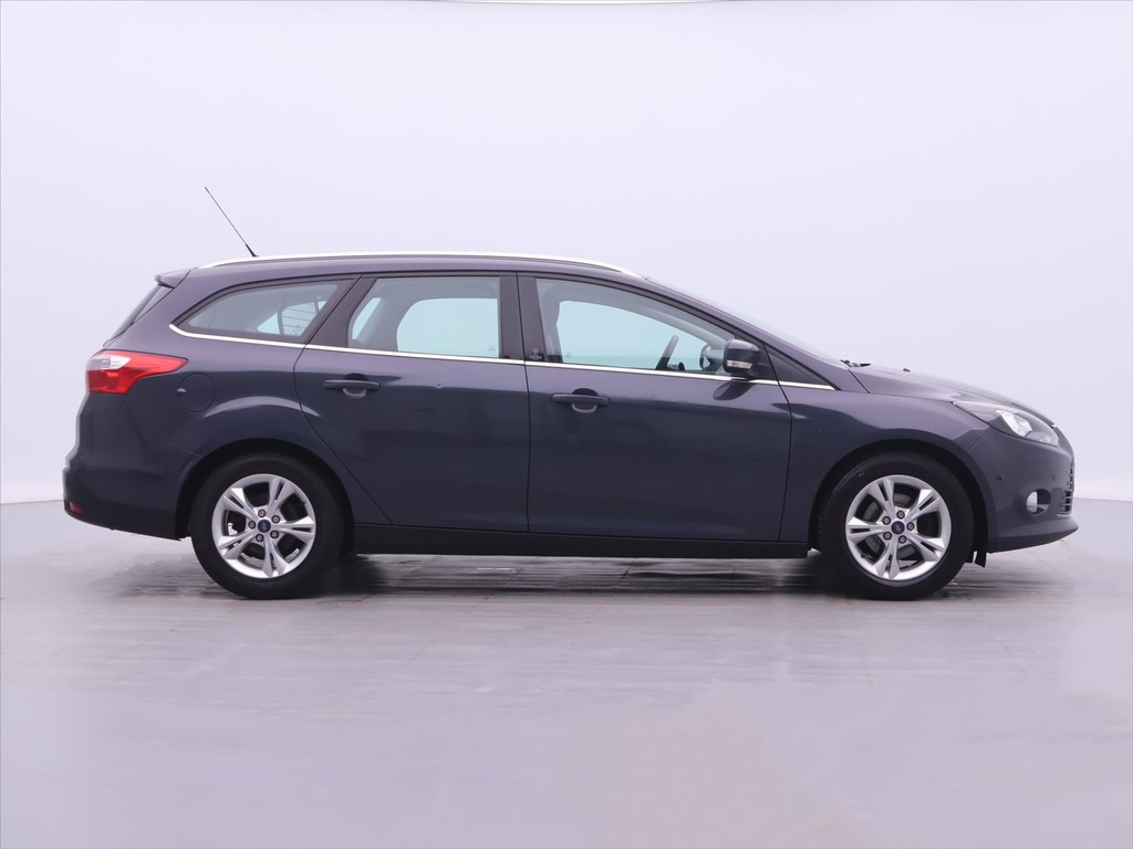 Ford Focus Combi 1.6 i Champion Edition
