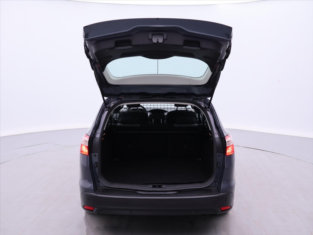 Ford Focus Combi 1.6 i Champion Edition
