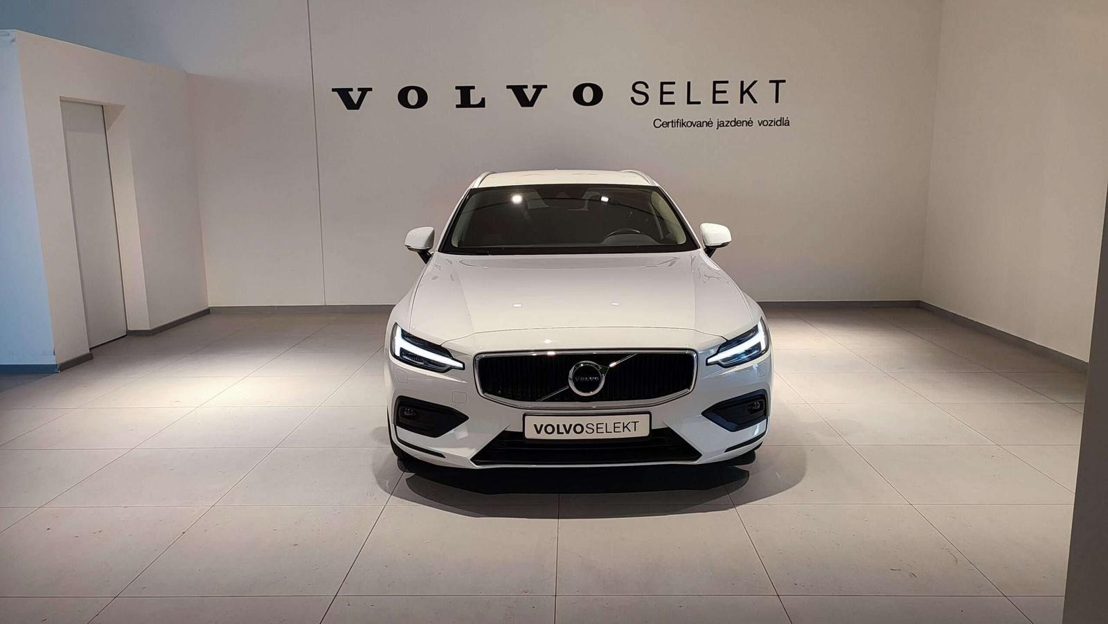 Volvo V60 B3(P) 163PS AT8 Momentum Pro