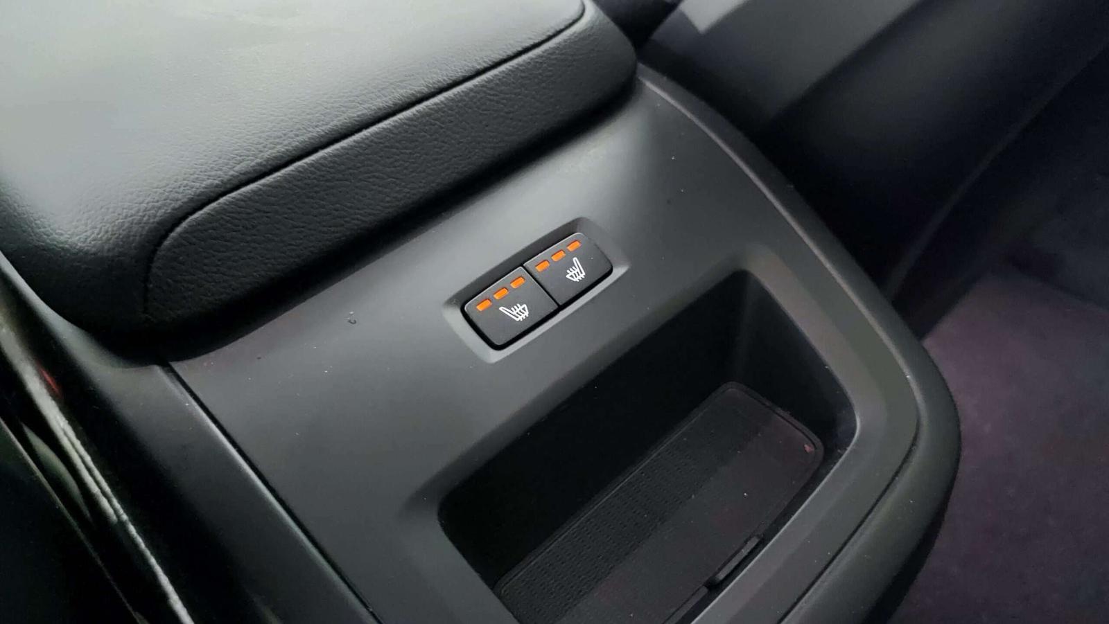 Volvo V60 B3(P) 163PS AT8 Momentum Pro