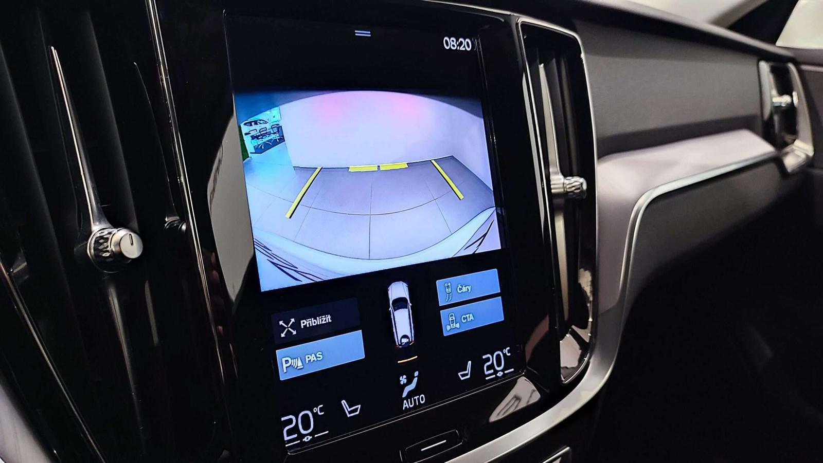 Volvo V60 B3(P) 163PS AT8 Momentum Pro