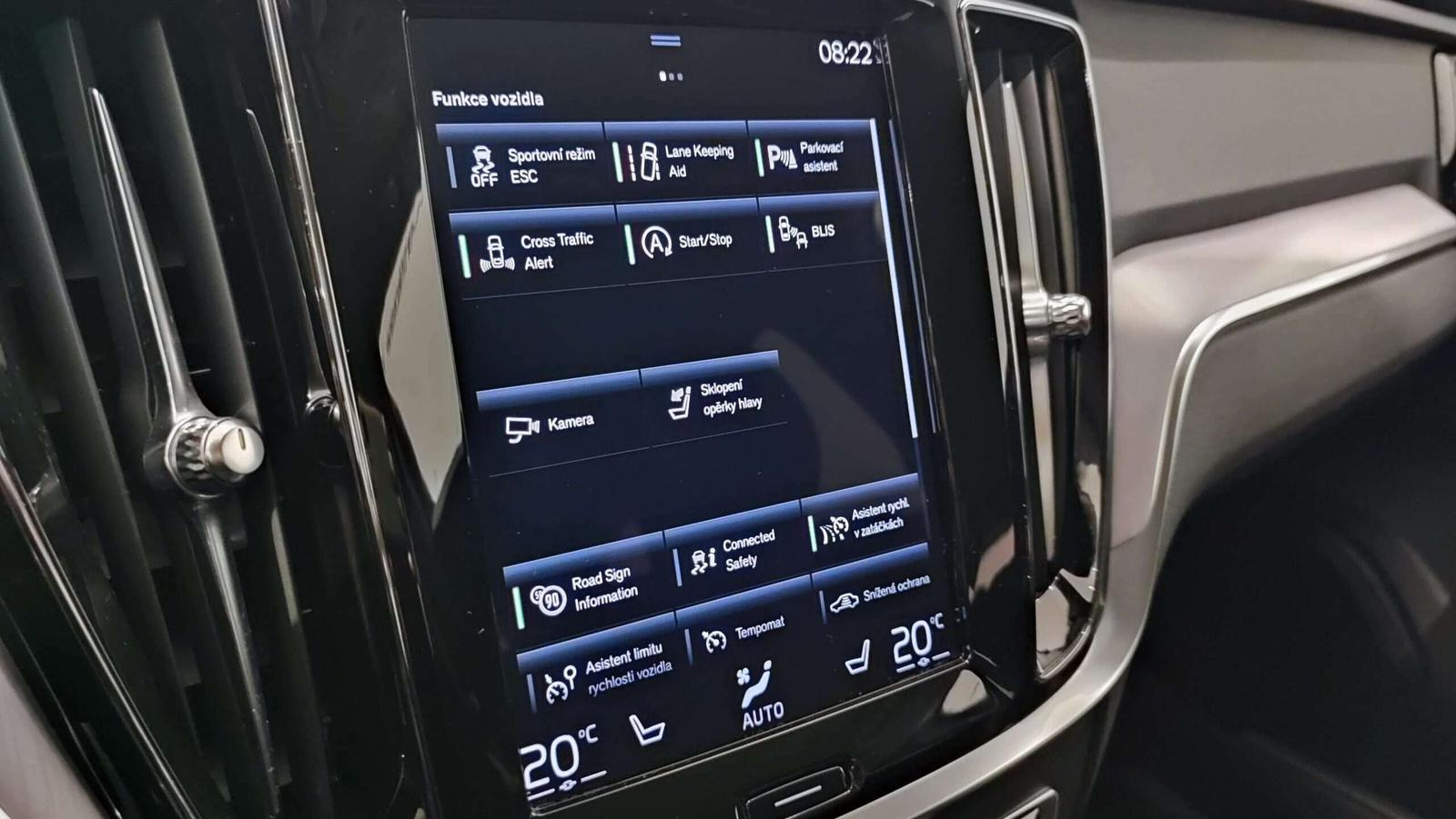 Volvo V60 B3(P) 163PS AT8 Momentum Pro